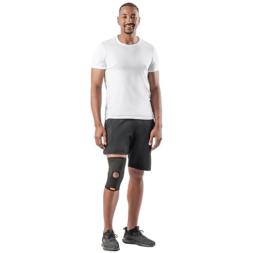 Knee Brace with Patellar Reinforcement - Pads for Support, Arthritis Pain Relief, Working Out, Running, Basketball, Weightlifting, Gym, Sports - Compression & Stability - Black, Large