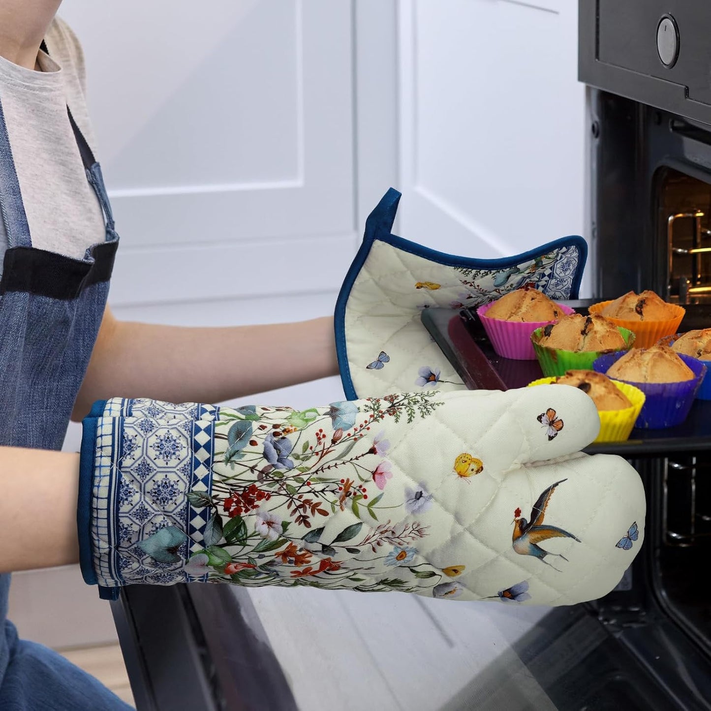 Retro Wildflowers Oven Mitts and Pot Holders Sets 4Pcs, 100% Cotton Heat Resistant, Extra Long Oven Gloves Potholder for Kitchen Cooking Baking Housewarming