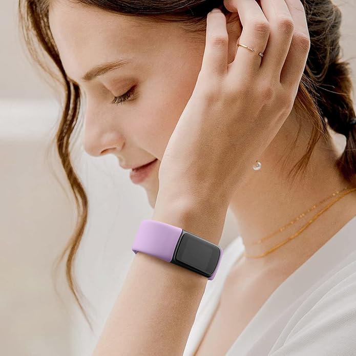 Meliya Compatible with Fitbit Charge 5 Bands Men Women, Sport Band Soft Silicone Waterproof Wristbands Replacement Strap for Fitbit Charge 5 Advanced Fitness Tracker