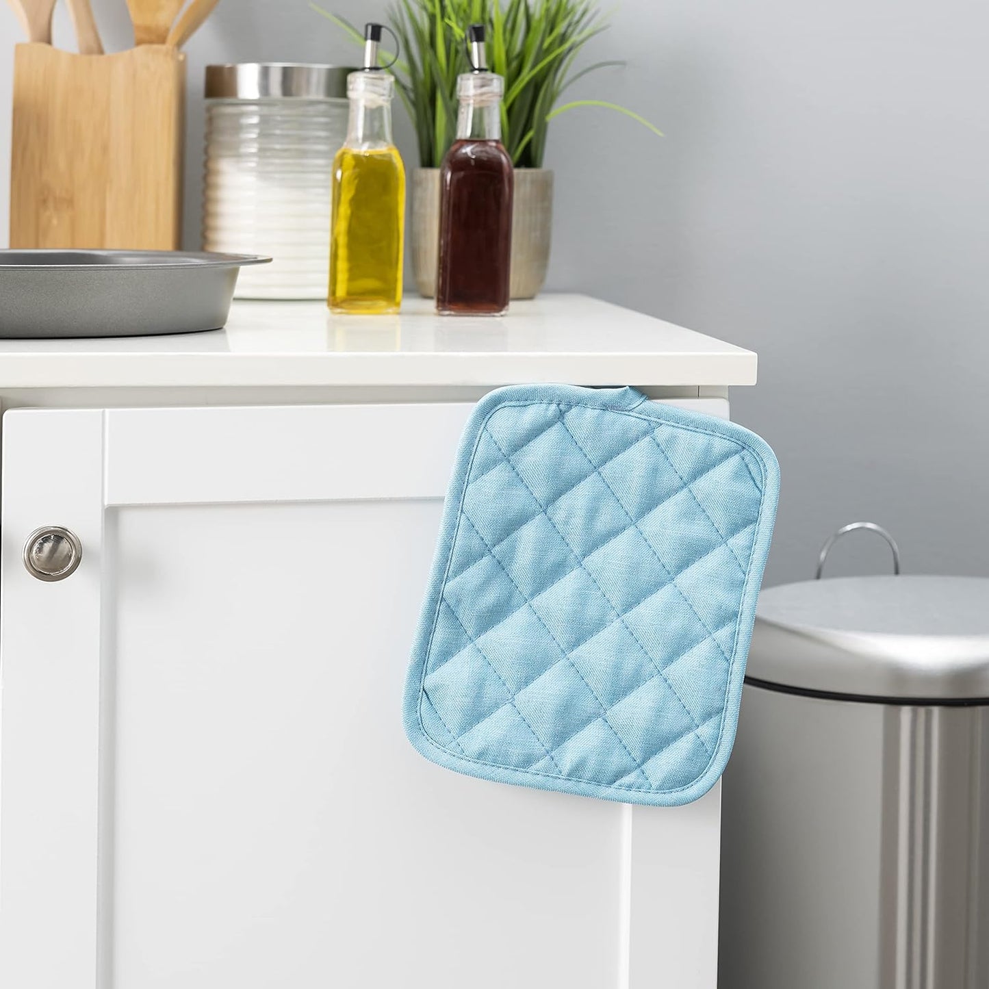 American Linen Pot Holders, Hot Pads, Table Pads for Kitchen and Dining Table, Non Slip Heat Resistant Hot Pot Holder (Sand, 4 Pack)