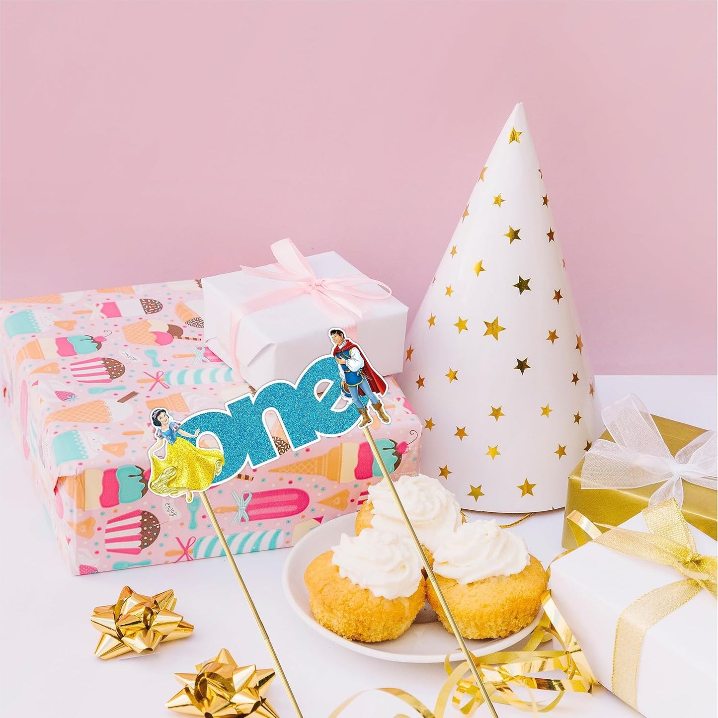 Seyal® Snow White and the Sevn Dwafs One cake topper