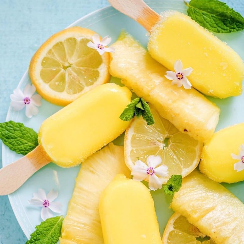 Ouddy Life Popsicle Molds Set of 2, Ice Pop Molds Silicone 4 Cavities Ice Cream Mold Oval Cake Pop Mold with 50 Wooden Sticks for DIY Popsicle, White