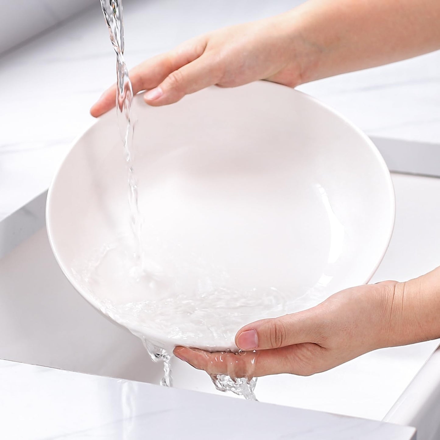 DOWAN 9.75" Pasta Bowls Set of 4, Large Shallow White Ceramic Salad Bowls, 50oz Wide Dinner Bowls for Pasta, Soup, Salad & Stew, Microwave & Dishwasher Safe, Housewarming Gift