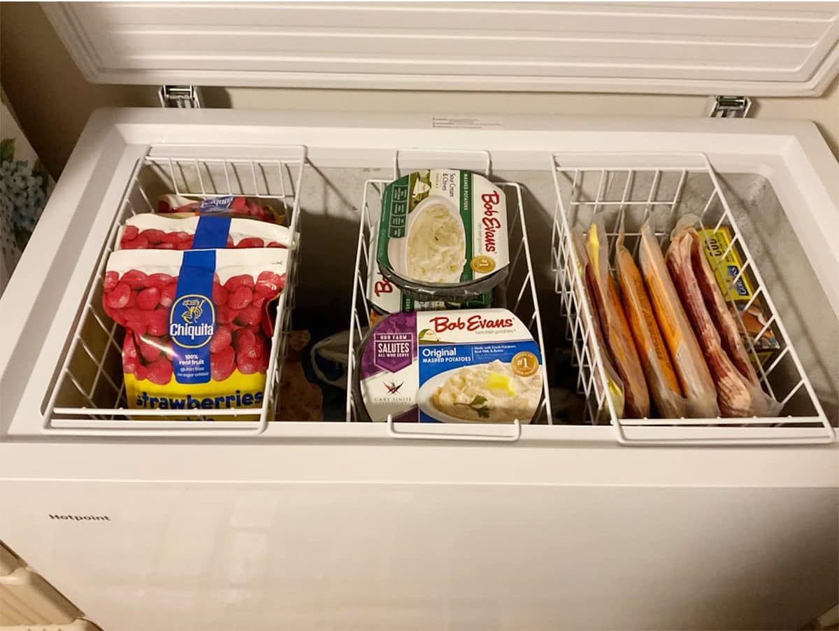 Orgneas Chest Freezer Baskets, 16.5" Freezer Organizer Bins Deep Freezer Storage Bins Metal Wire Baskets with Hanging Handles 4Pcs