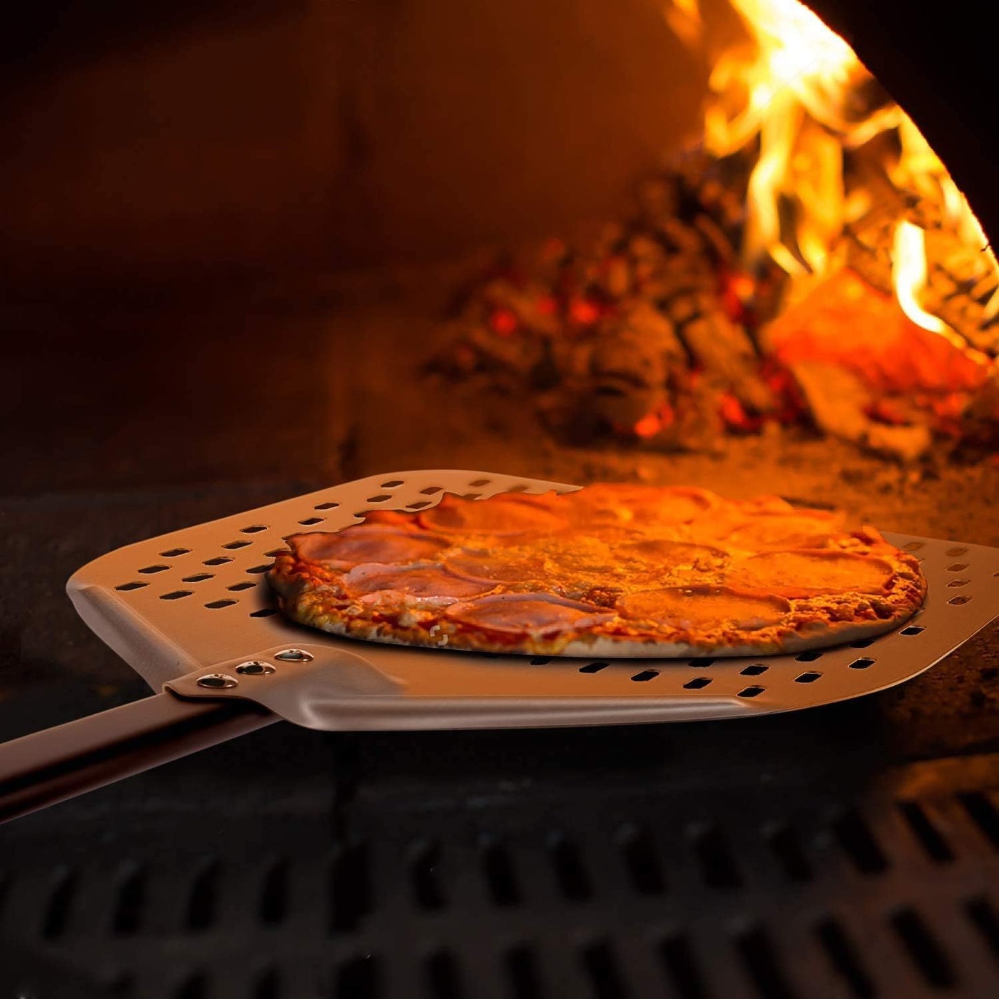 G.a HOMEFAVOR 3-Piece Pizza Oven Accessories, 12" × 15" Perforated Pizza Peel, 9" Round Turning Peel, Pizza Oven Cleaning Brush, Pizza Kit for Professional Chef or Pizza Lover