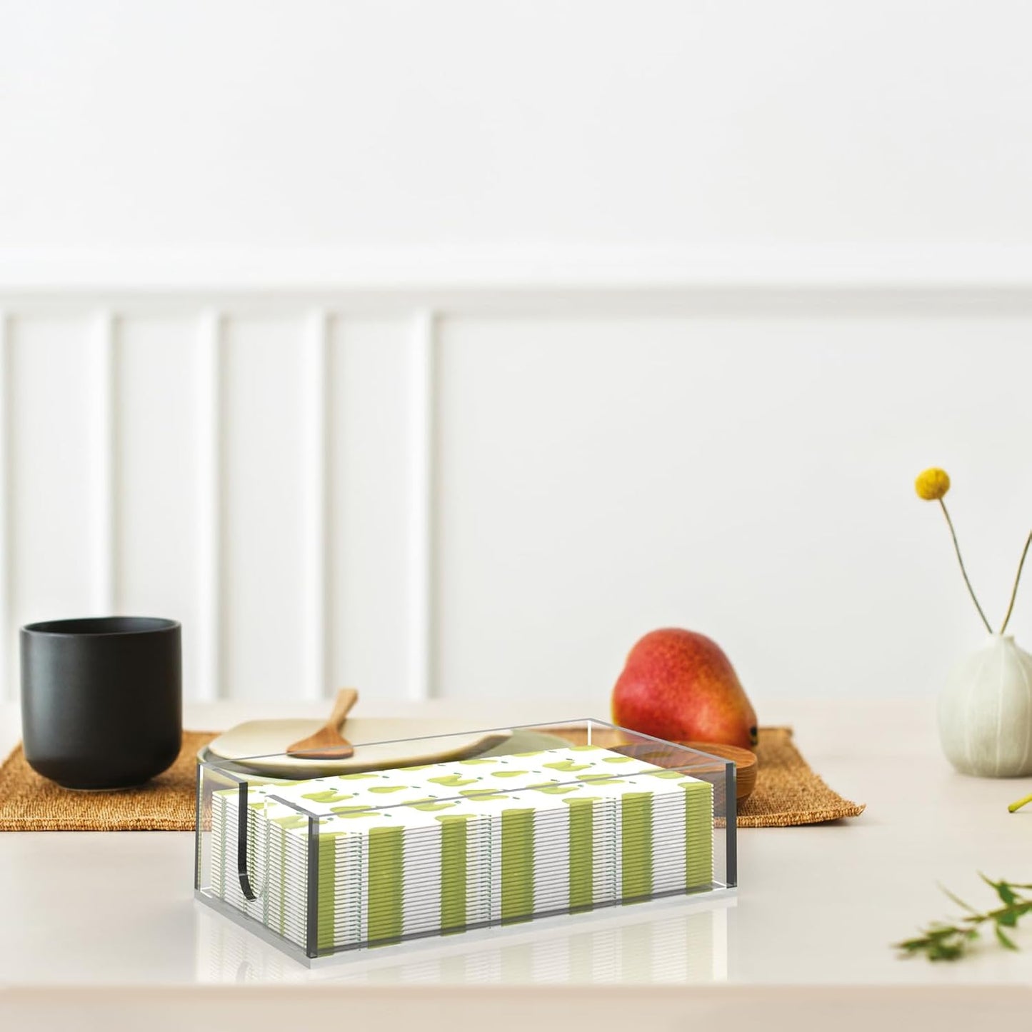 Rubtlamp 1Pcs Guest Towel Holder Tray - 0.2Inch Thickness Bathroom Napkins Holder - Acrylic Napkin Holder Bathroom for Kitchen, Parties, Weddings, Party, Hotel, Restaurant (Clear, 9”X5.5”X2.5”)