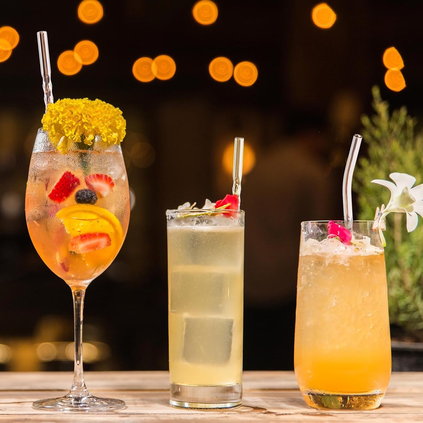 Reusable Glass Straws Clear Twist Shape Sets of 8 with 4 Bent and 4 Straight Straws & 2 Cleaning Brushes, 8 Inch x 0.3" Thick Glass Drinking Straw for Tumblers Gift Wrap Dishwasher Safe