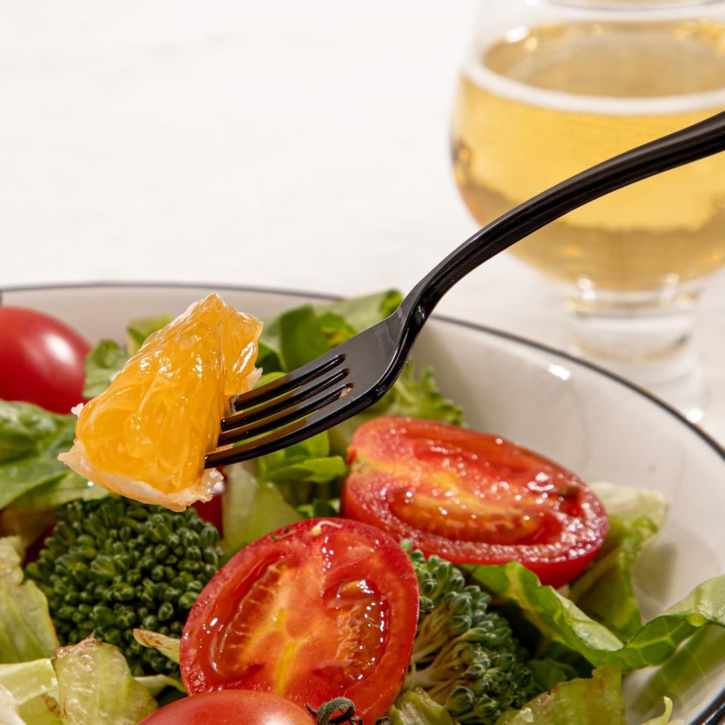 WDF 300 Pieces Black Plastic Mini Forks-4inches Black Plastic Forks-Heavy Duty Plastic Tasting Forks-Perfect for Small Appetizers and Desserts for New Year/Graduation