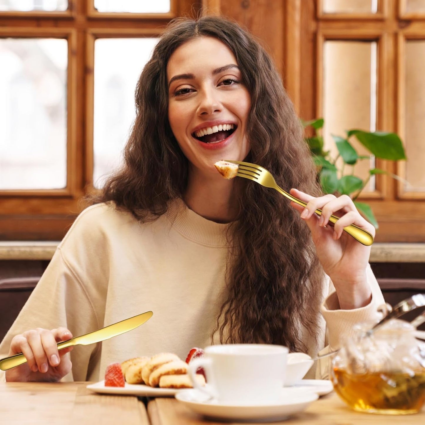 Nuenen 50 Pieces Stainless Steel Forks Silverware Set Dinner Forks and Knives Flatware Tableware Cutlery Set for Kitchen Restaurant(8.07 x 0.94 Inch, 9.06 x 0.79 Inch,Gold)