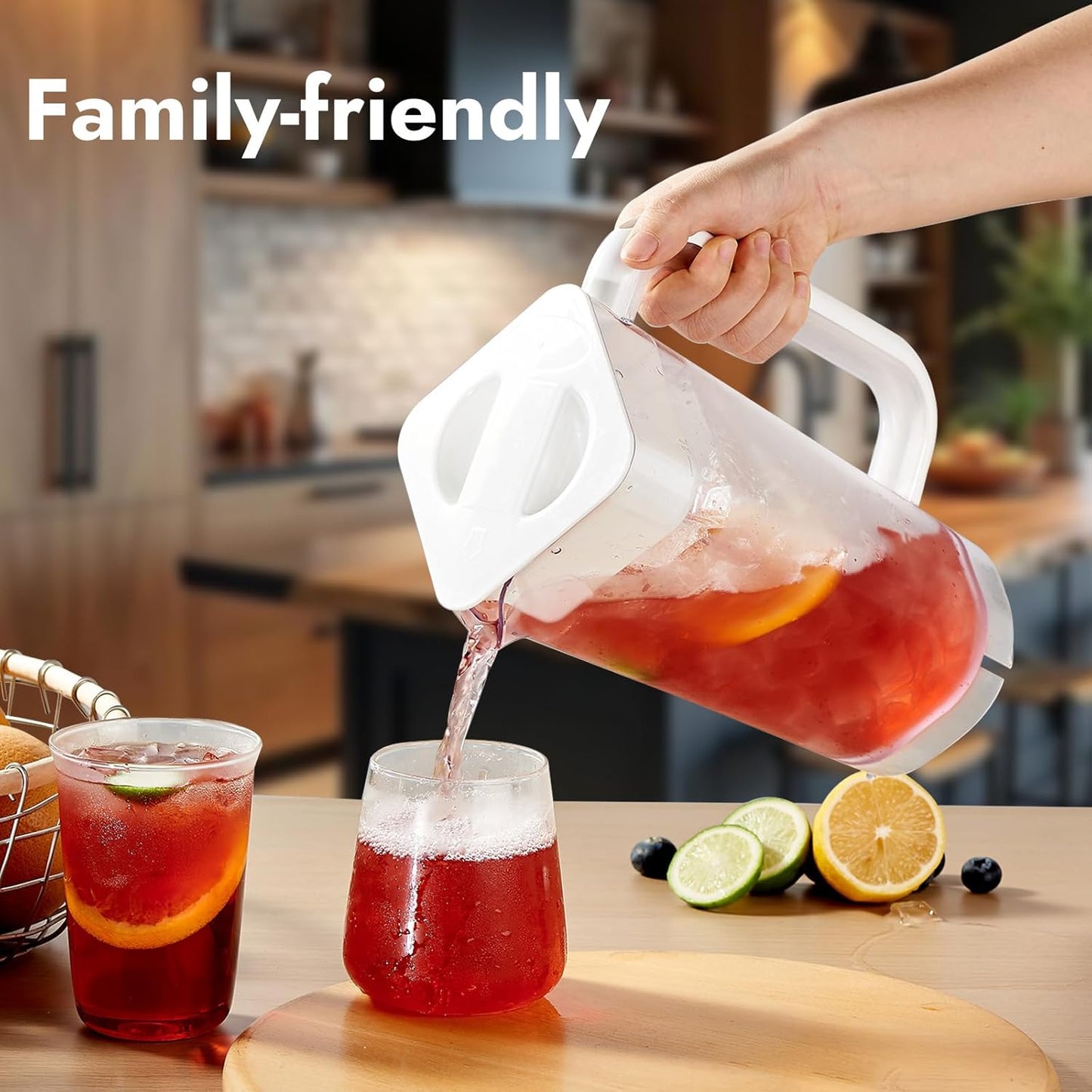 CURTA 1 Pack 2 Liters/68 oz Plastic Square Pitcher with Lid & Handle for Kitchen,ICED JUICE and Coffee Carafe Beverage Serveware, Acrylic Water Jug for Hot/Cold Drinks&lemonade