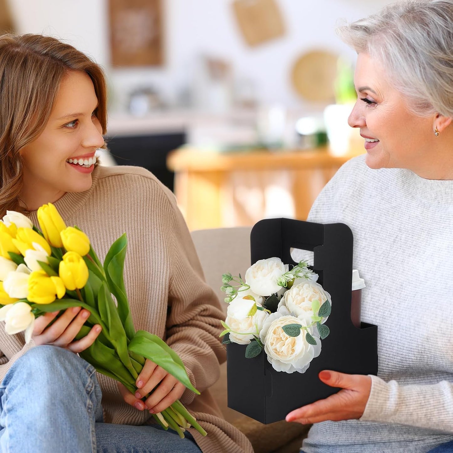 Kosiz 60 Pcs 2 Cups Drink Carrier with Handle 6.9 x 3.2 x 8.9 Inch Coffee Holder Paperboard Drink Caddy for Hot and Cold Beverage Takeout Cafe and Restaurant Xmas Wedding Food Delivery(Black)