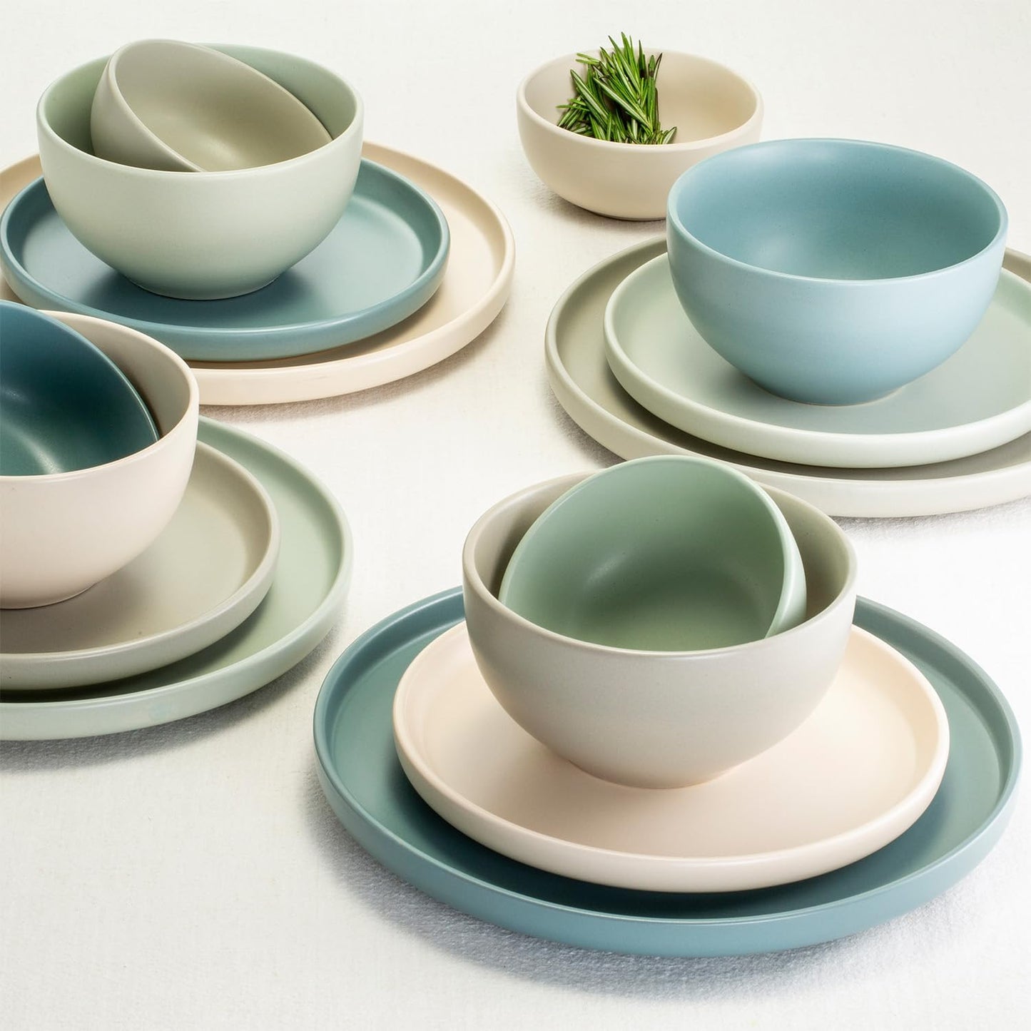Sango Rollo 16-Piece Artist's Blend Casual Stoneware Dinnerware Set- Service for 4, Includes Larger & Smaller Bowls, Microwave & Dishwasher Safe, for Everyday Dining & Entertainment