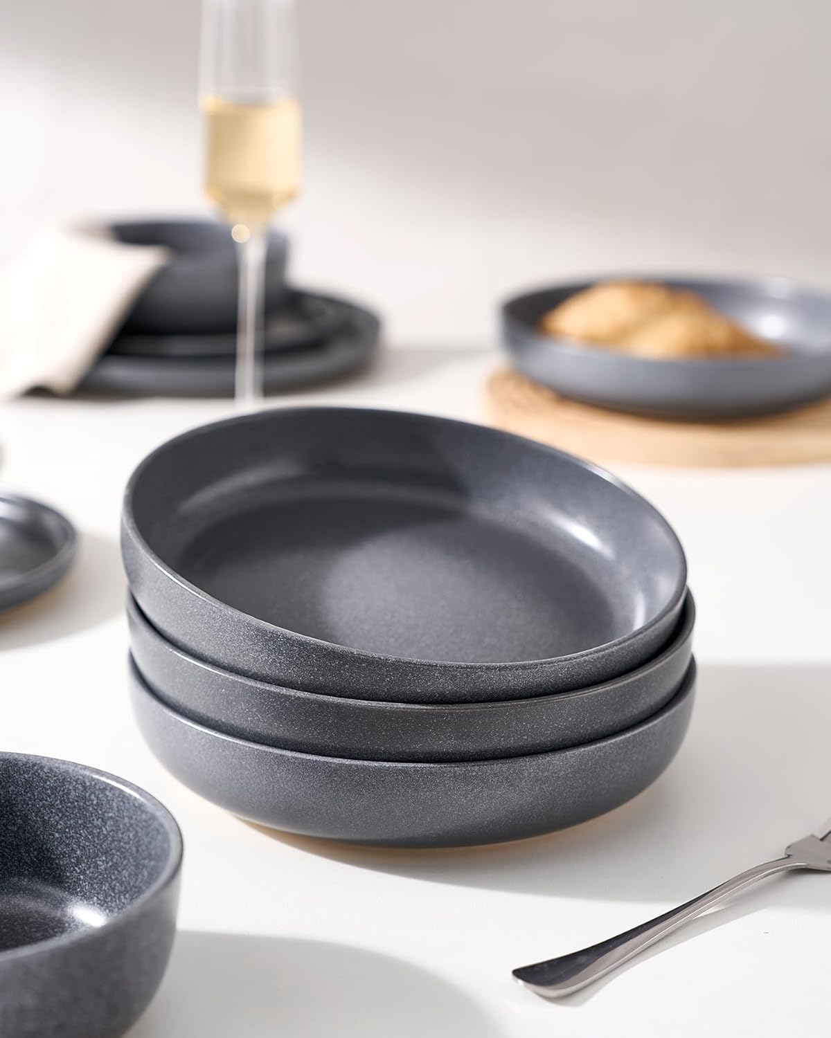 famiware Milkyway Pasta Bowls Set of 4, 8.5" Large Salad Bowls, Double Reactive Glaze, Stackable, Ideal for Housewarming, Festivals, Matte Dark Charcoal