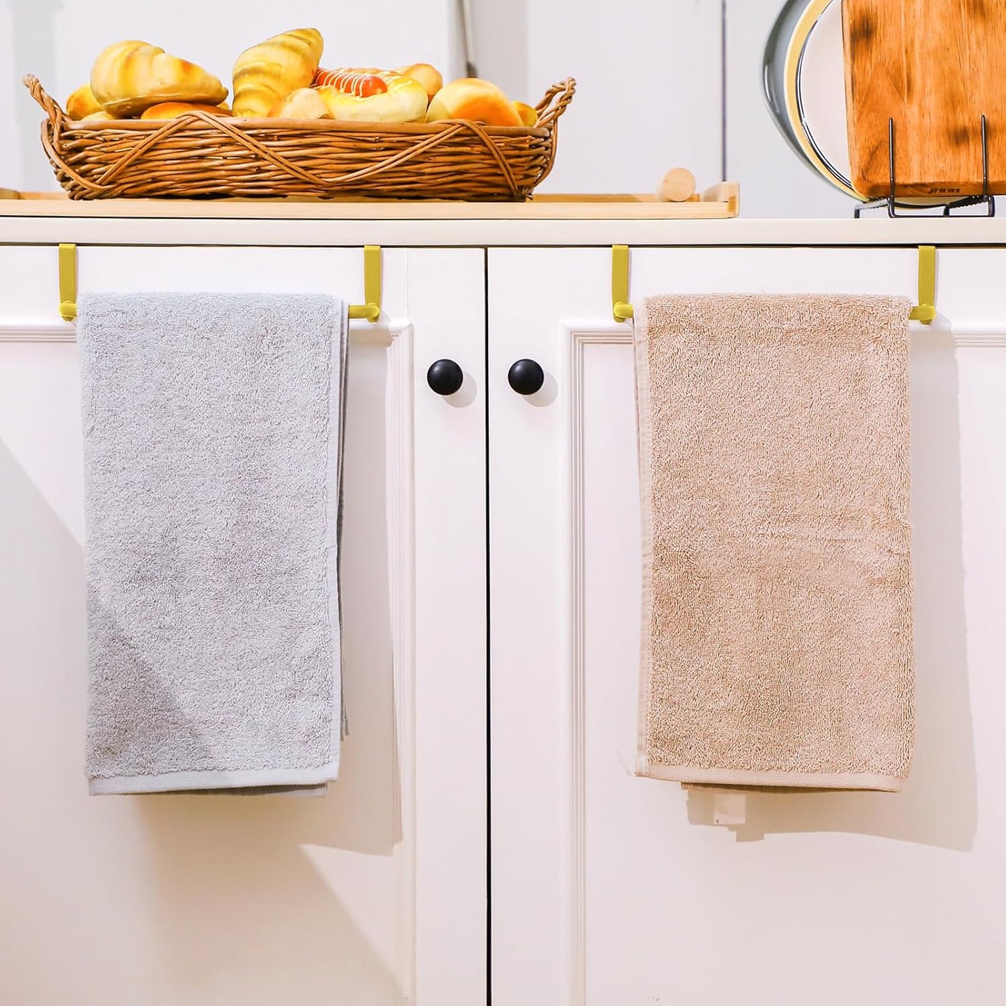 2 Pieces Metal Towel Bar Kitchen Cabinet Steel Towel Rack Bar for Hanging on Inside or Outside of Doors, Home Kitchen Bathroom(Gold)