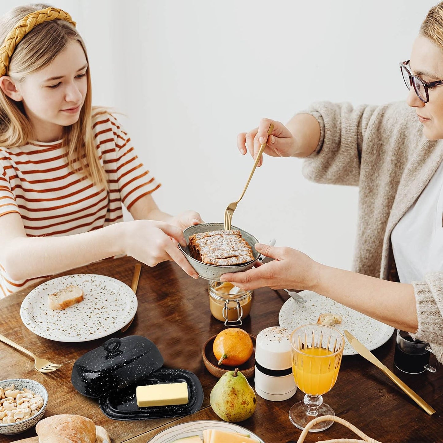 Hasense Butter Dish with Lid, Ceramic Butter Dish with Cover for Countertop, Porcelain Butter Keeper Holder with Handle Design for East West Coast Butter, Butter Tray with Lid for Fridge, Black