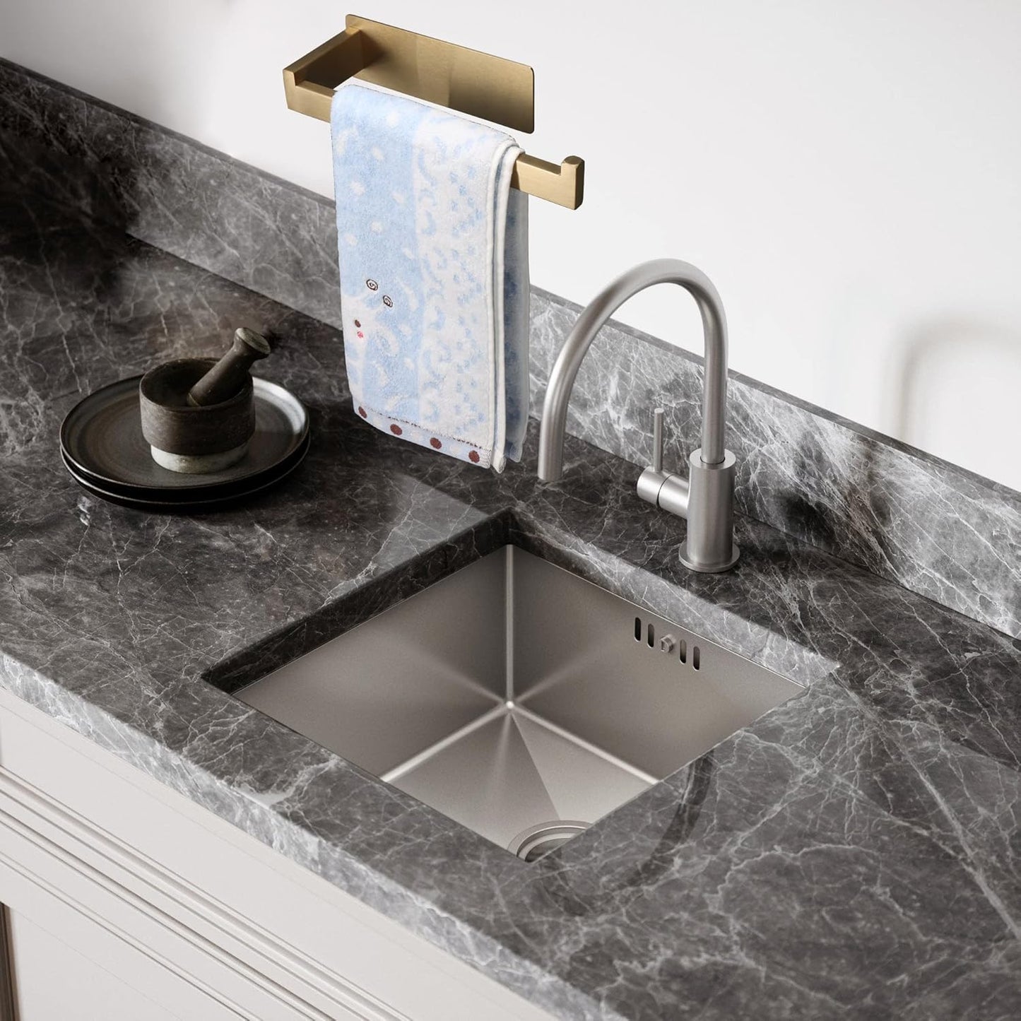 Hand Towel Holder, Strong Self Adhesive Hand Towel Ring, Thicken SUS304 Stainless Steel Hand Towel Bar/Rack, No Drilling Modern Hand Towel Hanger (Brushed Gold, 9 in)