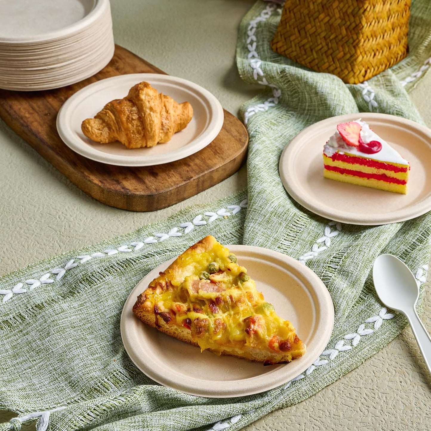 Vplus 125 Pack 6 inch Paper Plates 100% Compostable, Heavy-Duty Disposable Paper Plates Bagasse Natural Biodegradable Eco-Friendly Sugarcane(Nature)