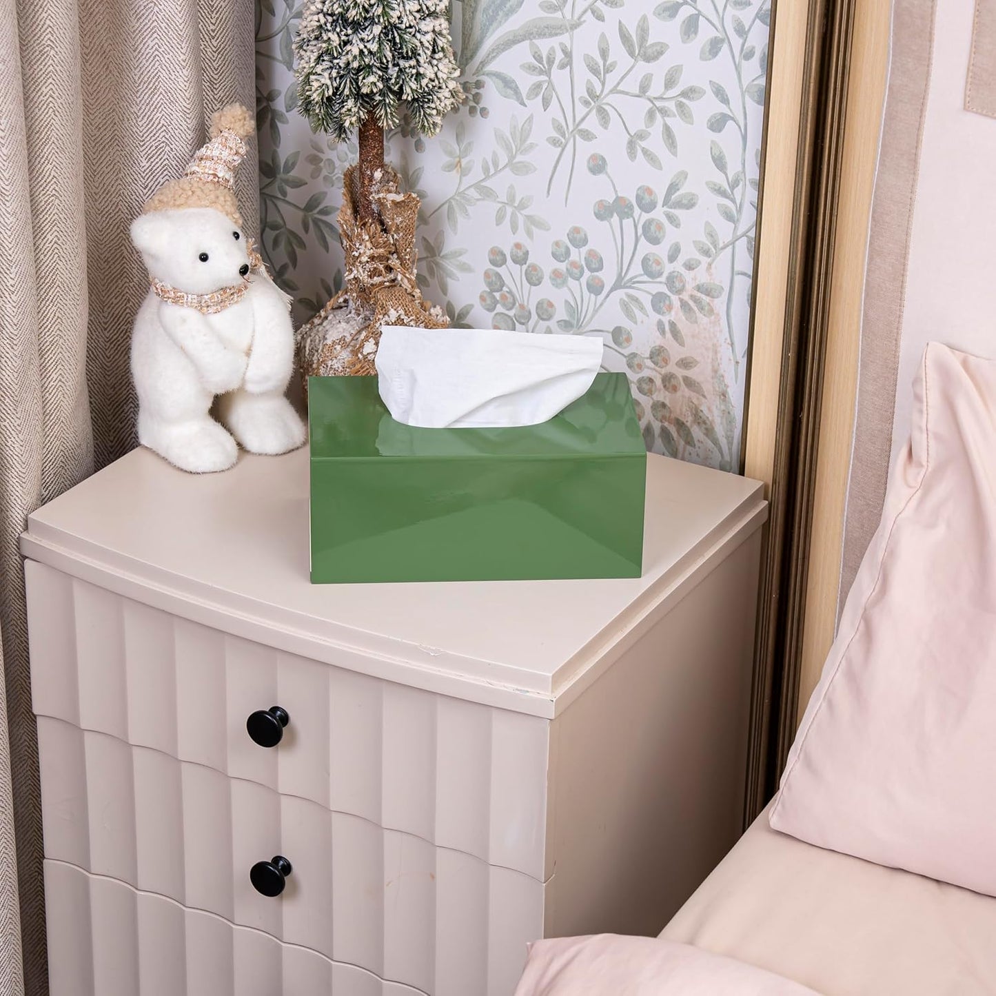 PEMAR Rectangular Lacquer Tissue Box, Handmade Rectangle Tissue Holder Decorative Napkin Dispenser Organizer Rustic Farmhouse Vintage Decor (Green)