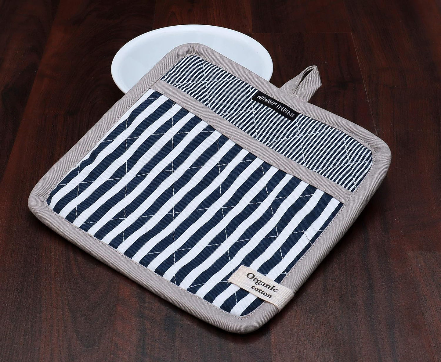 AMOUR INFINI Striped Pot Holders and Oven Mitts Heat Resistant Non Slip Reusable Set of 1 Oven Mitt and 1 Pot Holder Oven Gloves Pot Holder for Cooking (Blue)