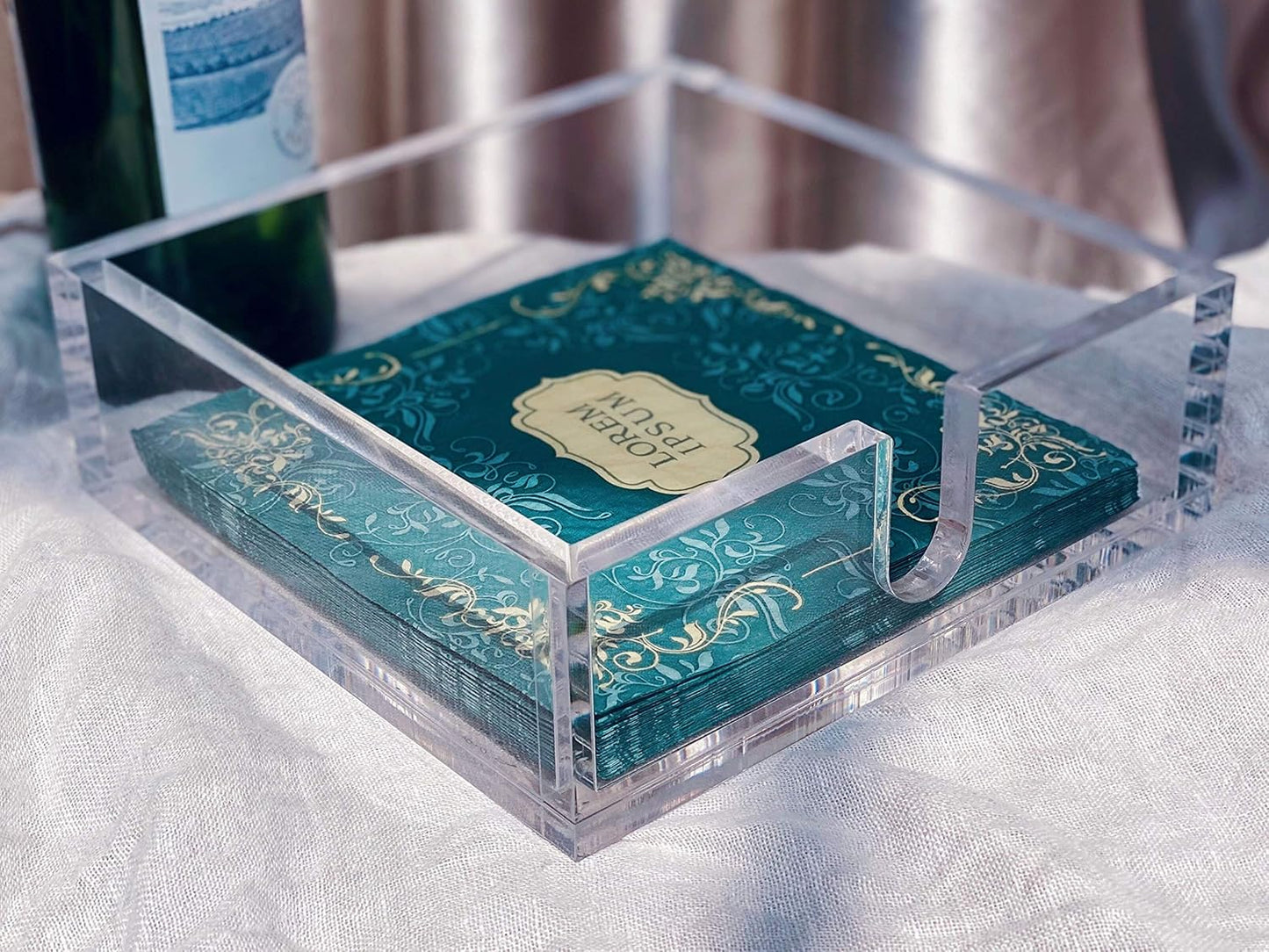 IEEK Acrylic Cocktail Paper Napkin Holder,Decorative Clear Cocktail Napkin Caddy Beverage Napkin holder,Pack of 1