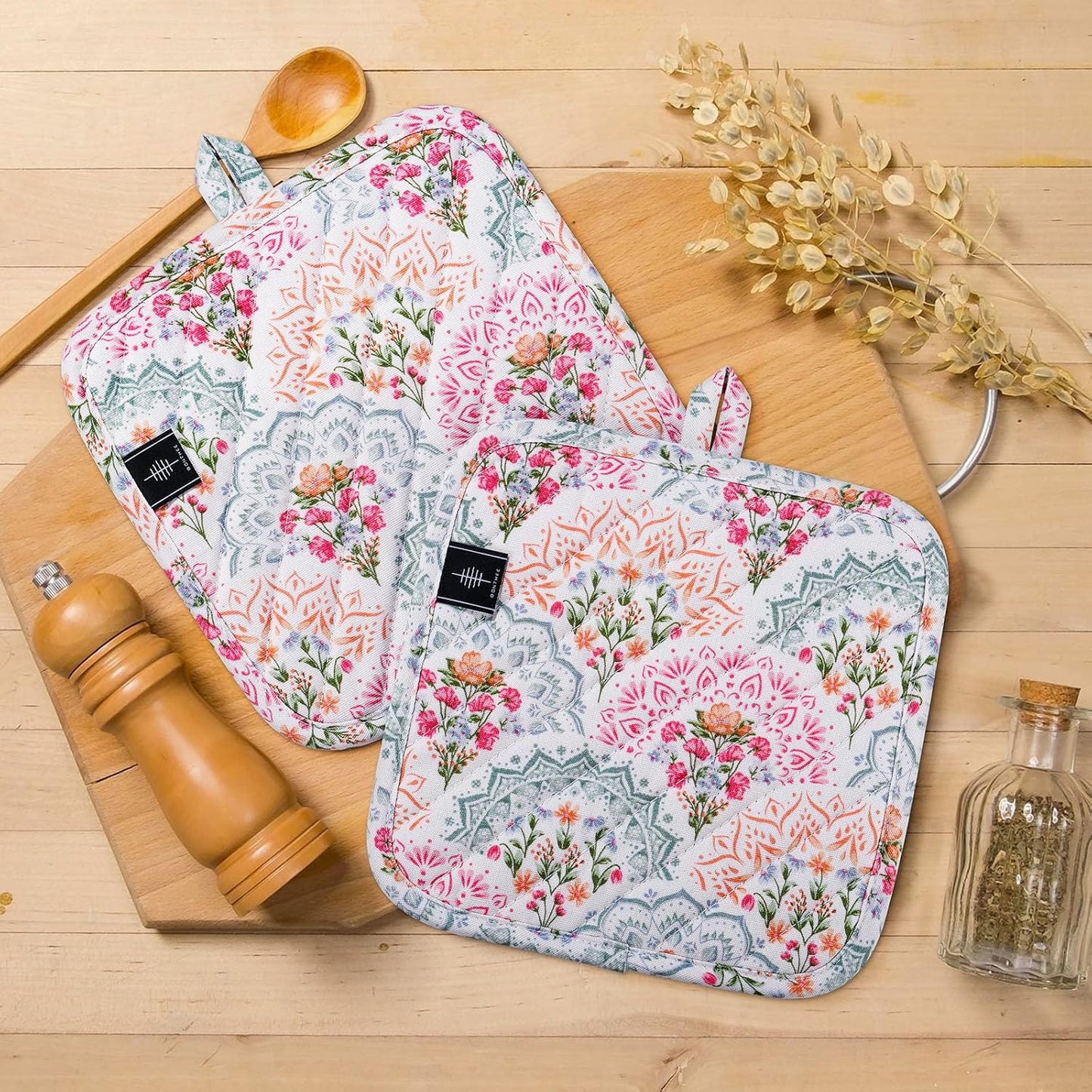 Pot Holders for Kitchen Heat Resistant Hot Pads for Countertops Oven Pot Holders Cotton Potholders for Kitchen Cooking Baking (Mandala)