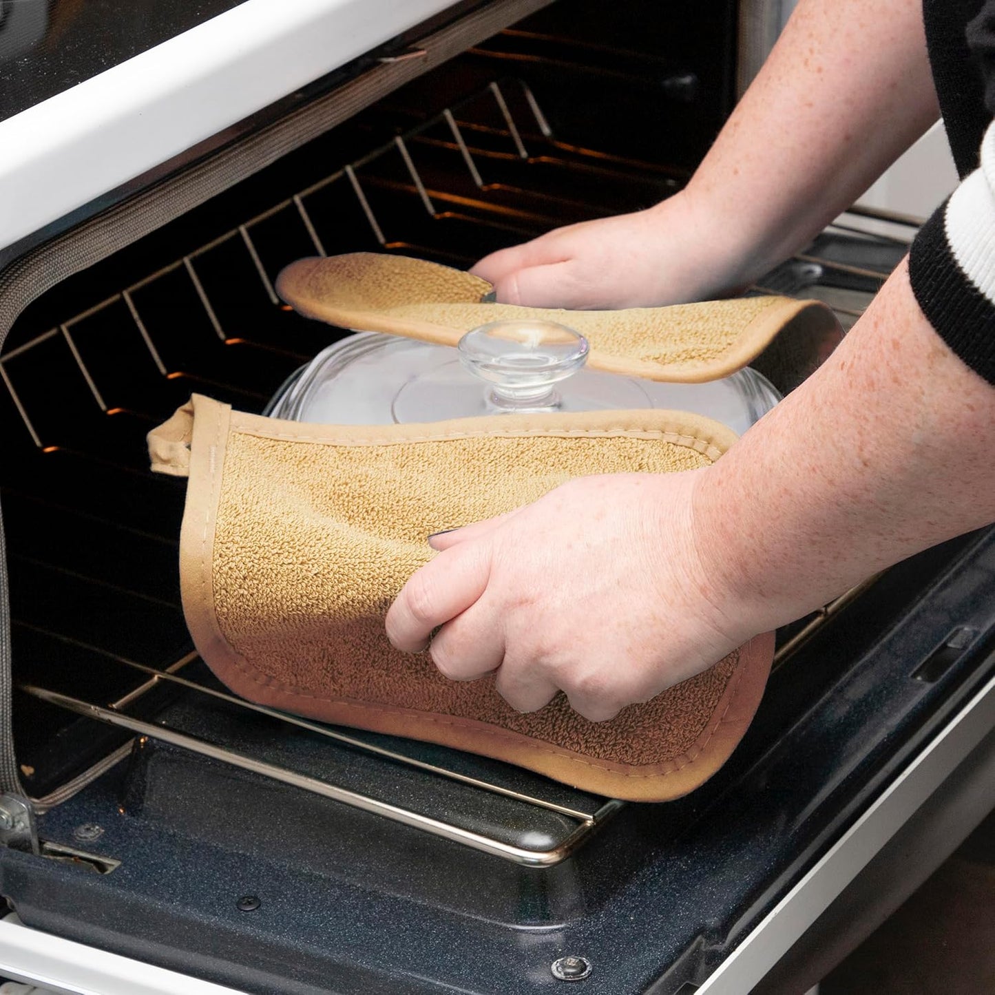 RITZ Terry Potholder & Hot Pad: Unparalleled Heat Resistant, Durable 100% Cotton – Ergonomically Designed for Optimal Grip – Easy-Care Machine Washable – 2-Pack, Straw